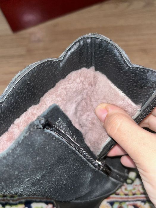 5000теңге Сапоги зимние.Для девочки размер 34