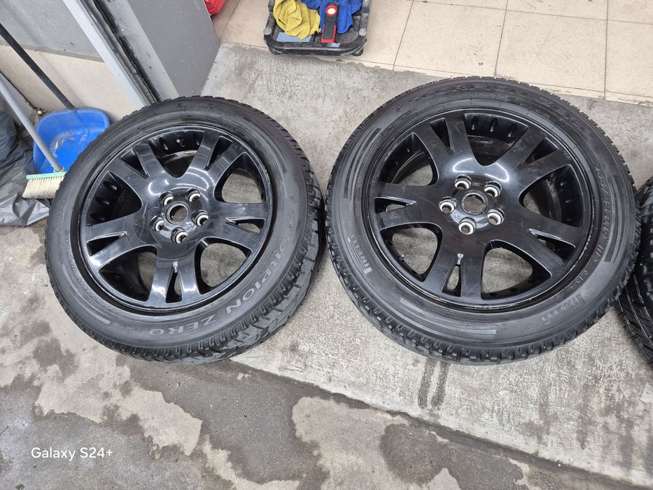 Джанти 19 + гуми Pirelli Scorpion Zero за Land Rover