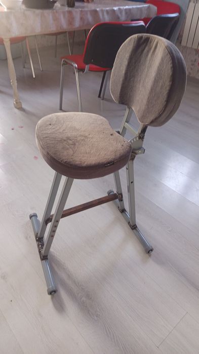 Продам стул со спинкой