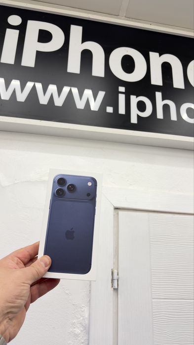 iphone 17 pro max. 256 gb. Deep blue. Нов