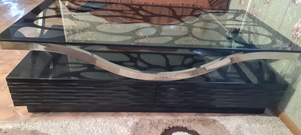 Продам журнальный стол