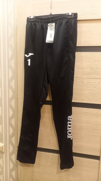 Ветровка подростковая  с капюшоном