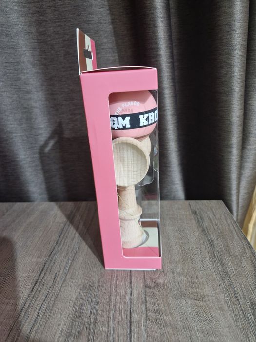 Krom strogo neapolitan roz