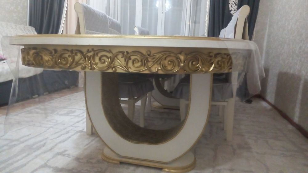 Стол мен орынлық