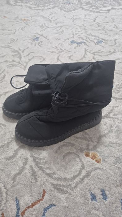 Продам женскую обувь