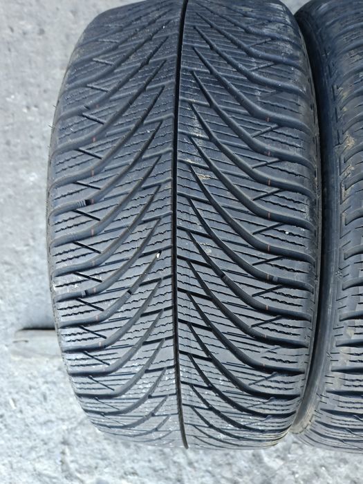 Всесезонни гуми -2023г.-17цола-215/40-1бр -85лв."FULDA"