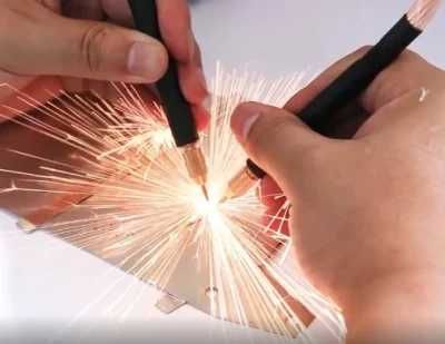 Aparat sudura in puncte pentru acumulatori Li-Ion Ni-Mh Ni-Cd