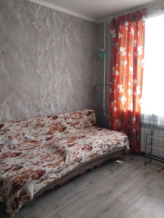 Сдам комнату мебелированную