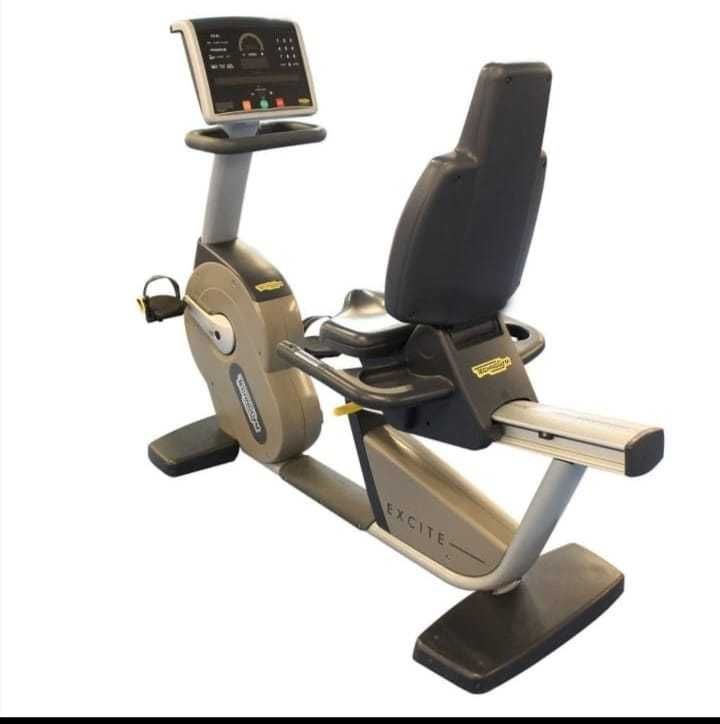 Chest Press тренажер Technogym