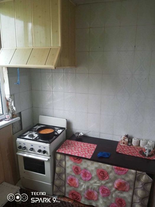 Кибрайда 2 хонали Квартира сотилади . 40 000$