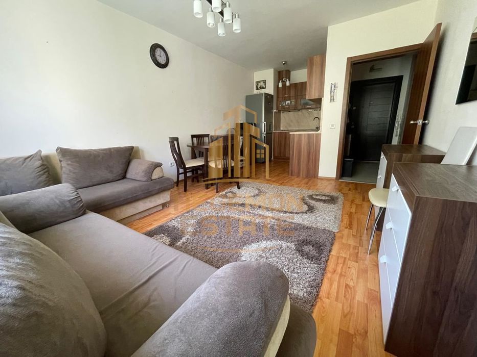 2-стаен в Варна, област-к.к. Св.Св. Константин и Елена площ 70 цена 1