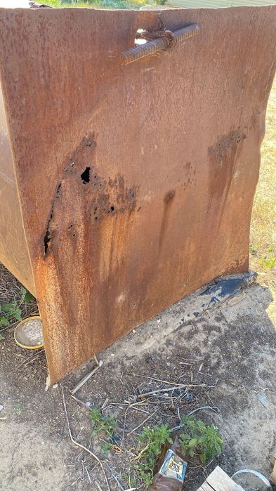 Продается железный емкость