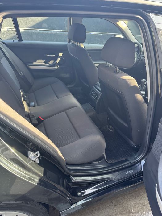 De vânzare consum 4 /100