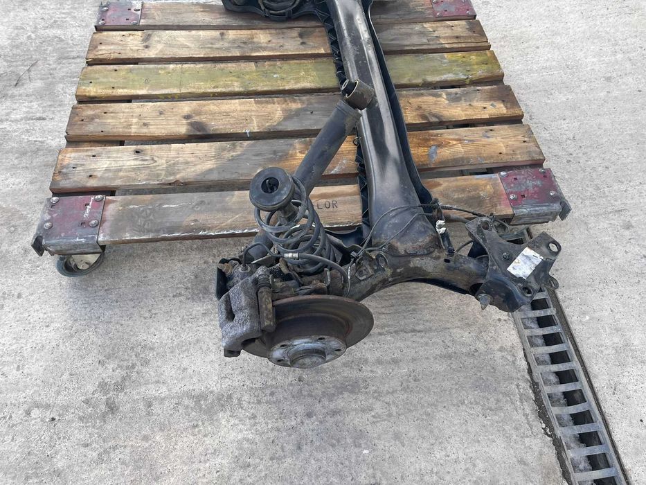 Punte spate Renault Megane 3 hatchback