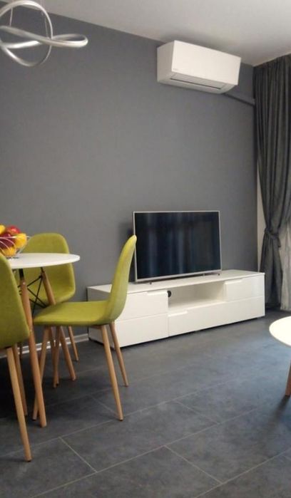 Дава се под наем Двустаен апартамент в Пловдив, Младежки Хълм - 60 кв.м за 700 € - Снимка #1