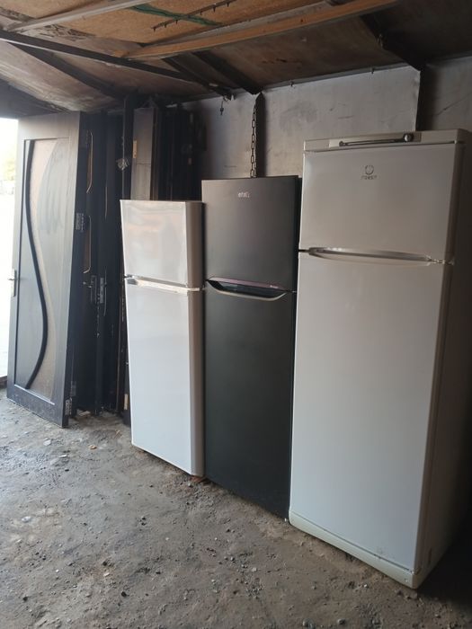 Холодильник лар сотилади