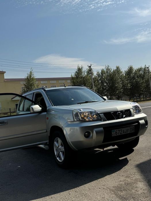 Nissan X 2006 года