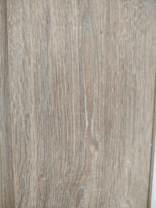 Продам ламинат новый