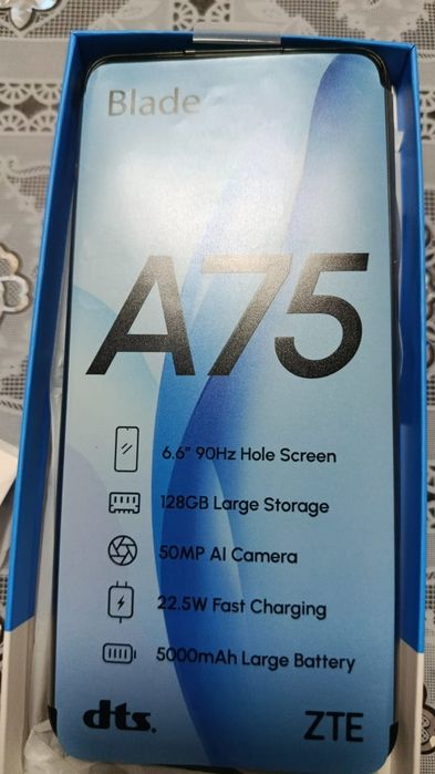 ZTE Blade A75 8 ГБ/128 ГБ черный