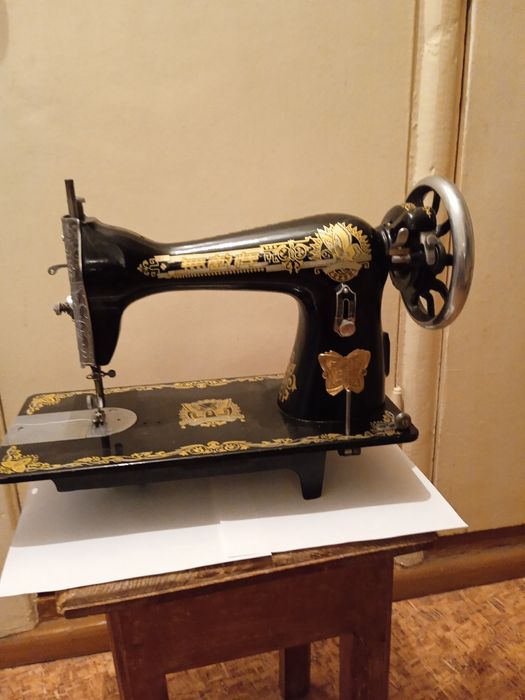 Продам машинки швейные