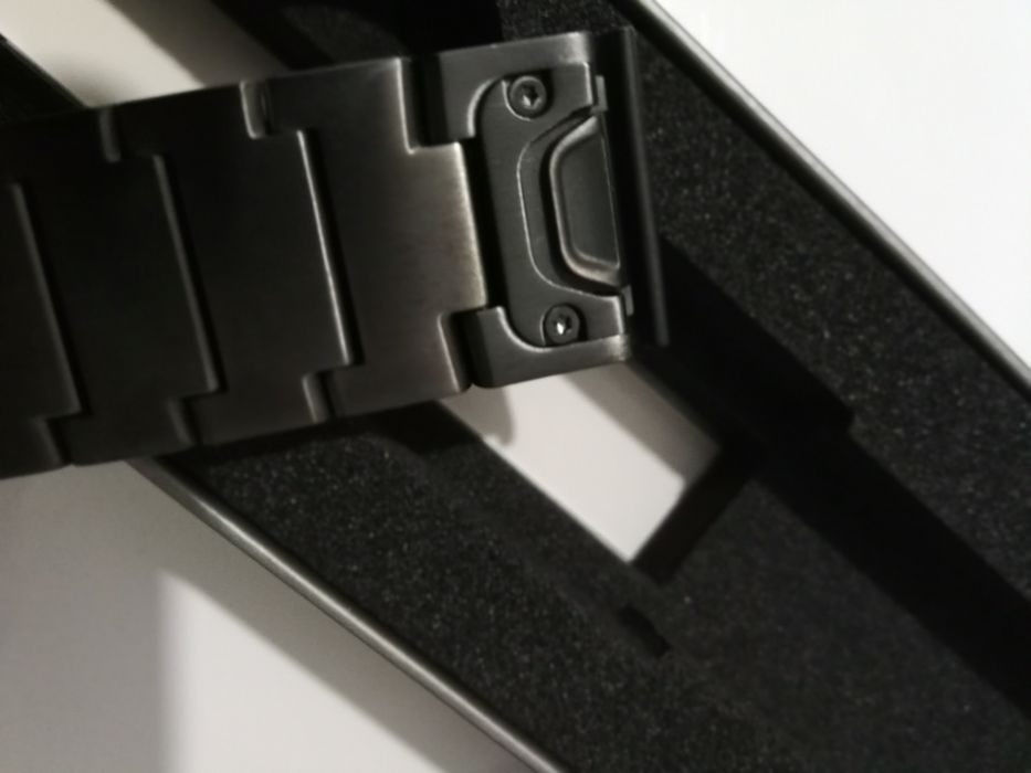 Нова метална верижка Garmin Quick fit 22 mm