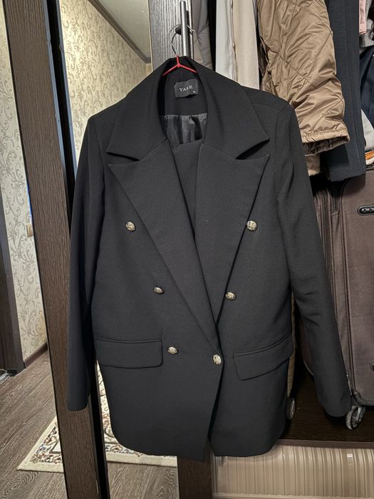 Костьюм и шалбар,