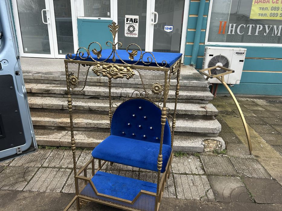 Трон за сватби за сюнет