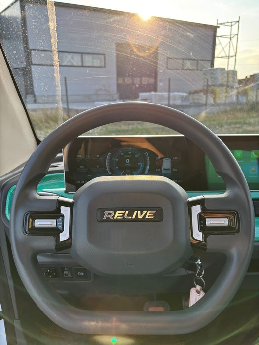 Relive N1 -4 locuri alb/negru