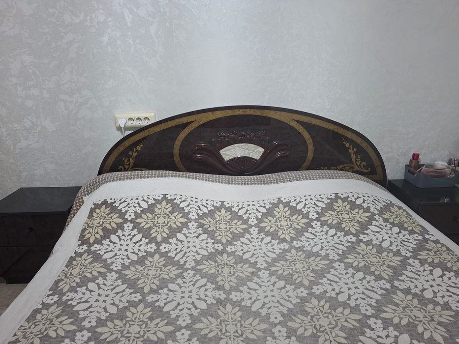 Продам спальный кровать