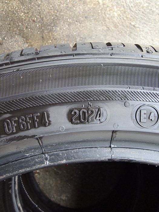 BARUM Bravuris 5 225 45 17 DOT 2024