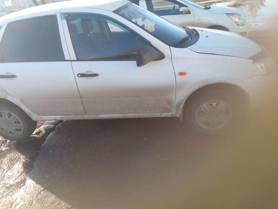 Продам машину Лада Гранта