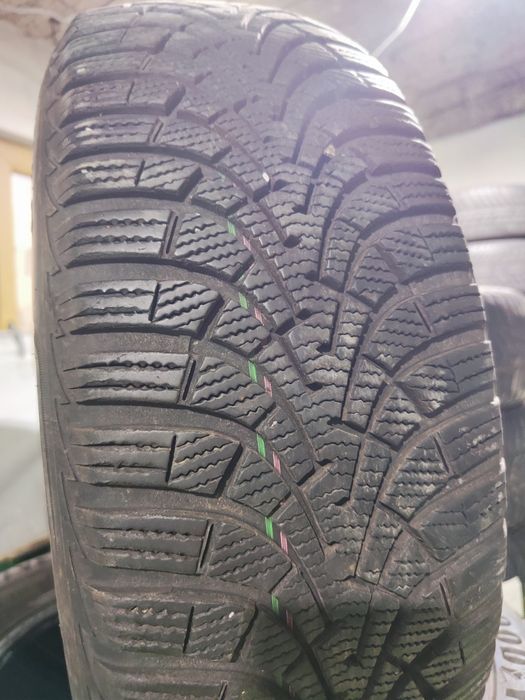 4 бр зимни 205/60/16 Goodyear