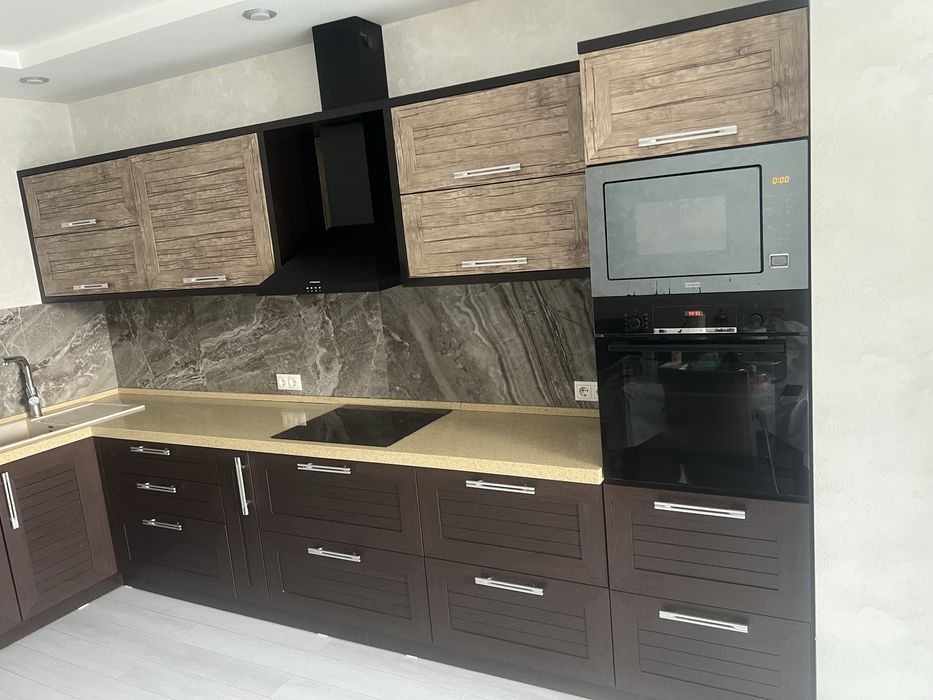 Кухонный гарнитур с техникой