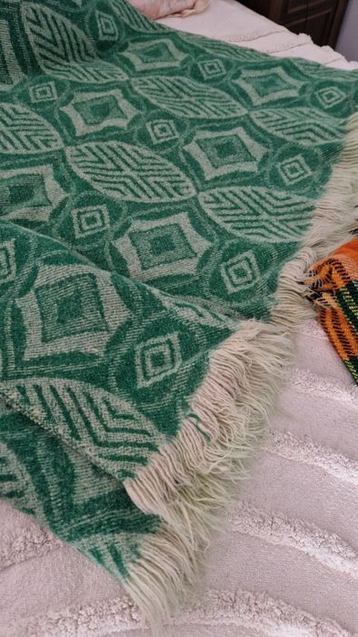 Родопски одеяла различни 34лв