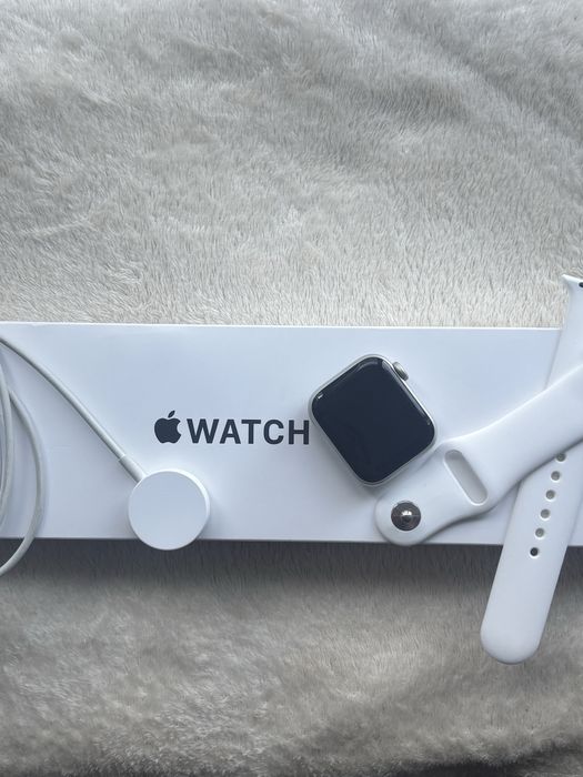 Apple Watch SE2 40 mm