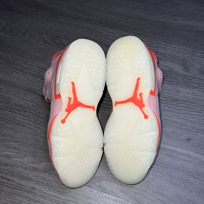 Air Jordan 6 retro Aleali May Pink With номер 45 розово кецове джордан