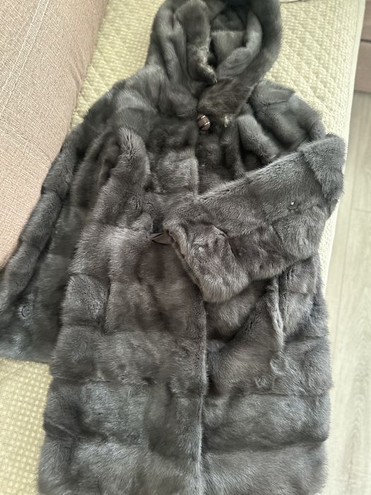 Продам норковую шубу