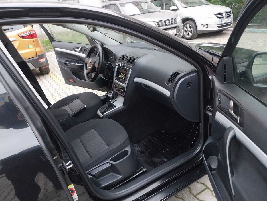 Vand skoda octavia 2011 1.6 diesel automat DSG