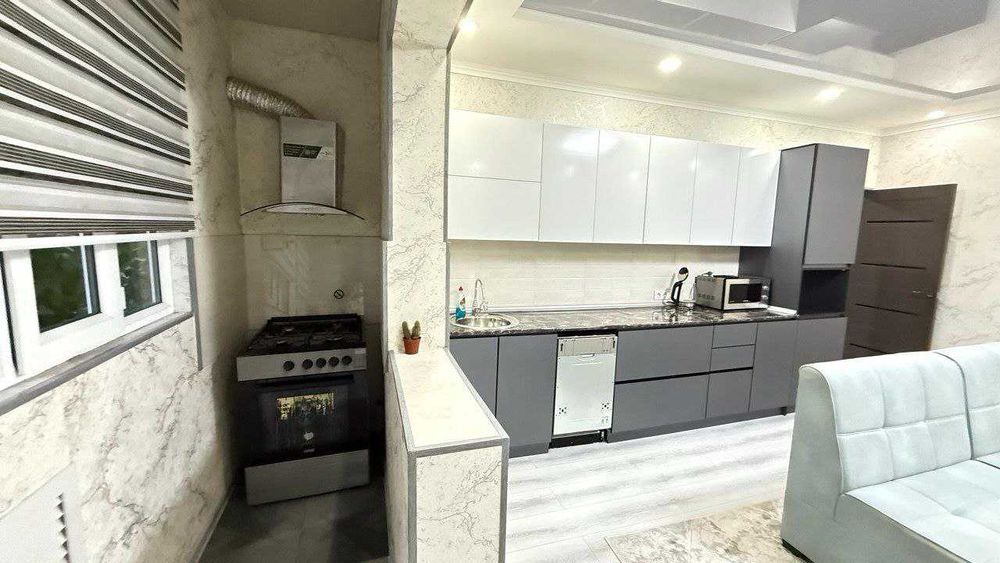 продается квартира 2хкомнатная Мирабадский район