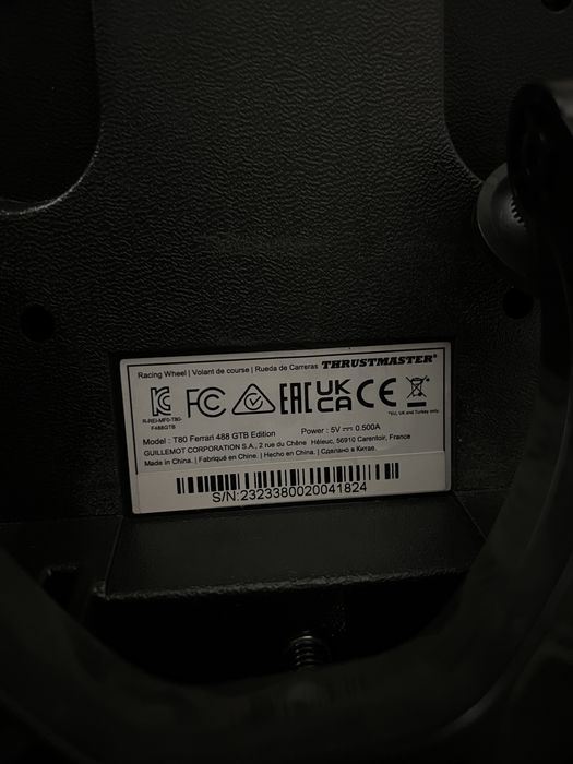 Volan și Pedale Thrustmaster T80 Ferrari 488 GTB Edition - PC / PS4 / PS5