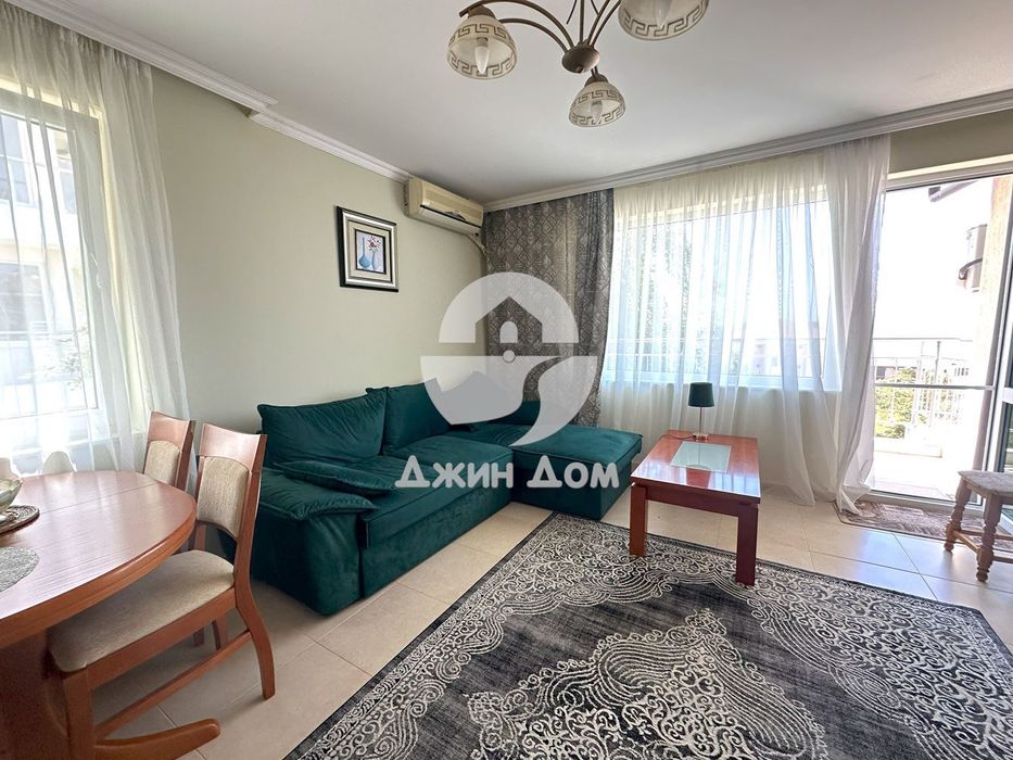 Продава се Двустаен апартамент в Свети Влас - 71 кв.м за 1493 €/кв.м - Снимка #1