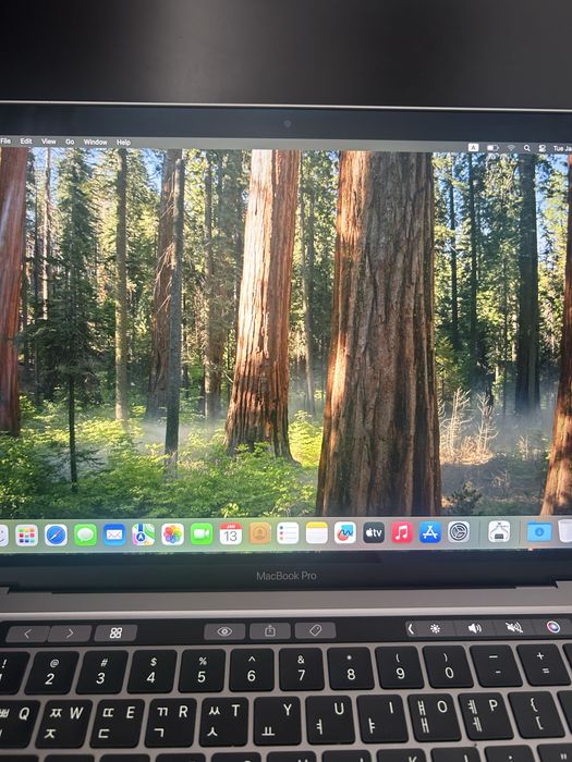 Macbook pro m1 13 inch full box 8/256