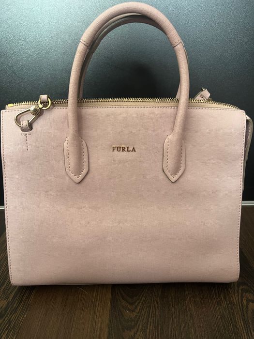 Дамски чанти Furla Marc Jacobs YSL Saint Laurent