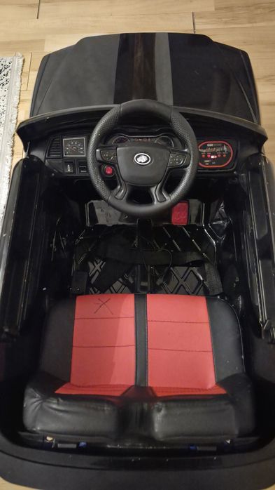 Продам машинку .