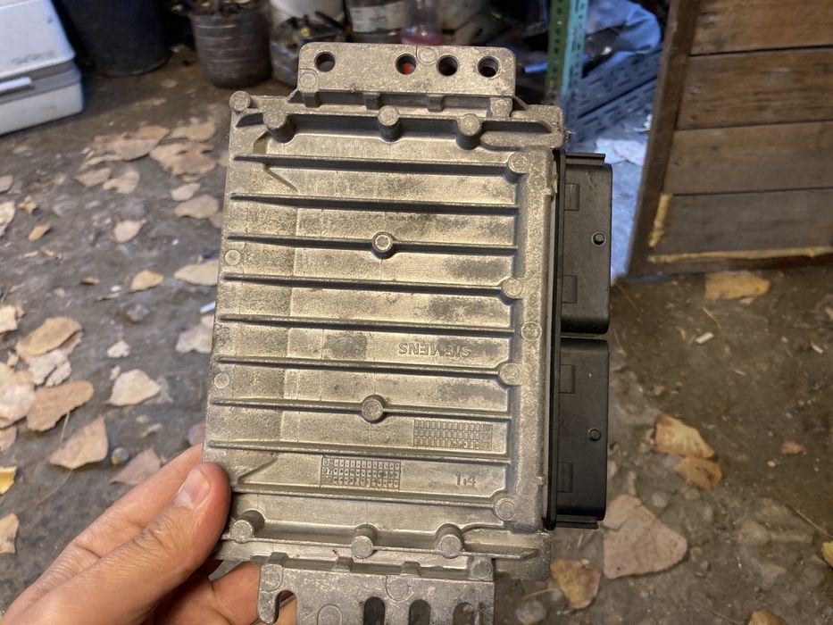 Компютри двигател Рено Клио II 1.2  2002 - 2006 г.