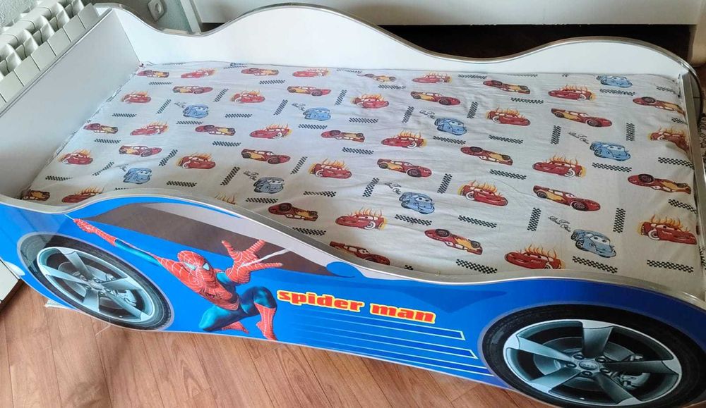 Car bed with storage and bedsheets, sturdy, lightly used