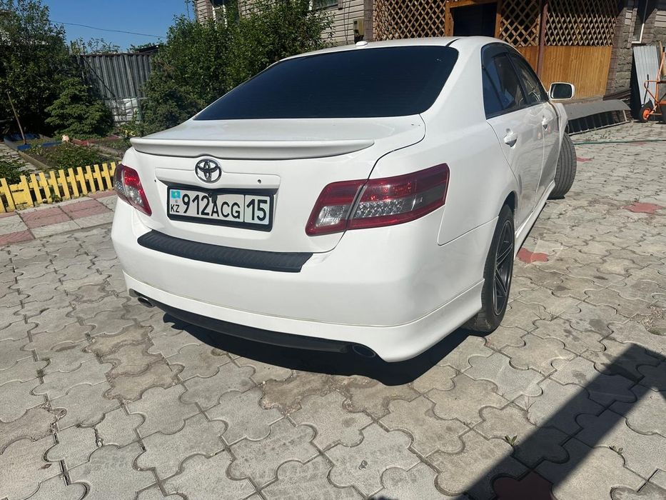 Продам камри объём 2.5