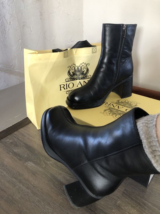 Зимние кожаные ботинки