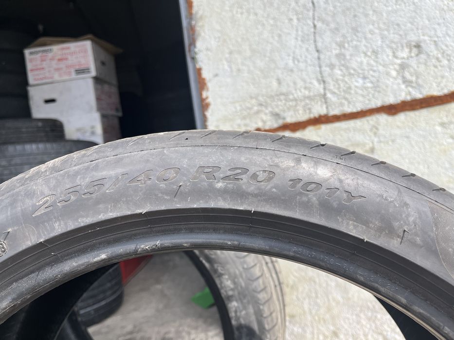 4 бр. летни гуми 255/40/20 Pirelli AO 4,5-5,5 mm DOT 2718