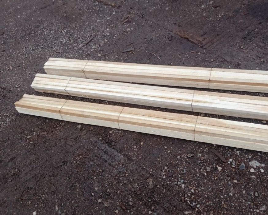 Колове за домати и овошки и дървена оградка